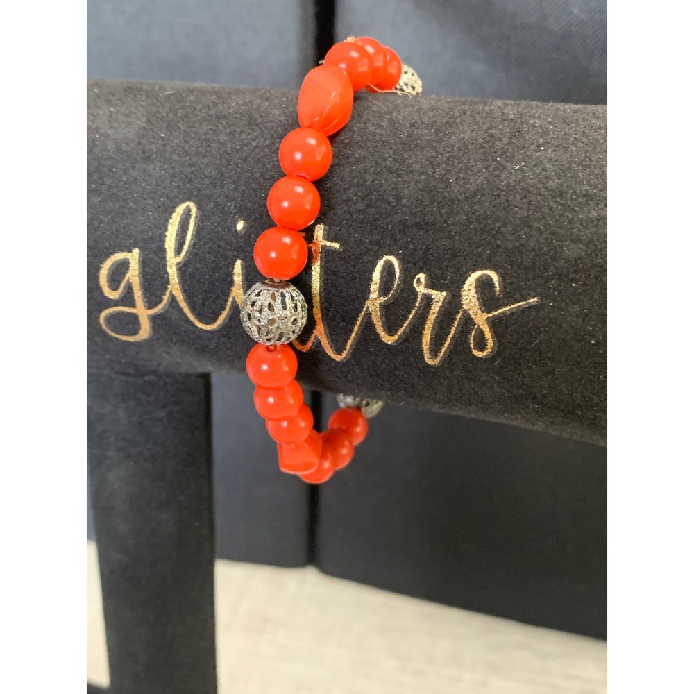 Boho Red Beaded Stretch Bracelet Silver Filigree Accents 7 Inch 3067